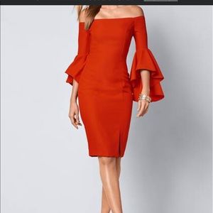 Venus size 6 Emerald green dress with bell sleeves